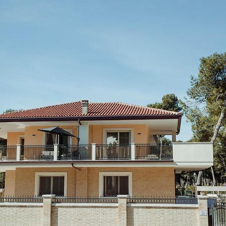 Aurum Suites Pescara Bagian luar foto