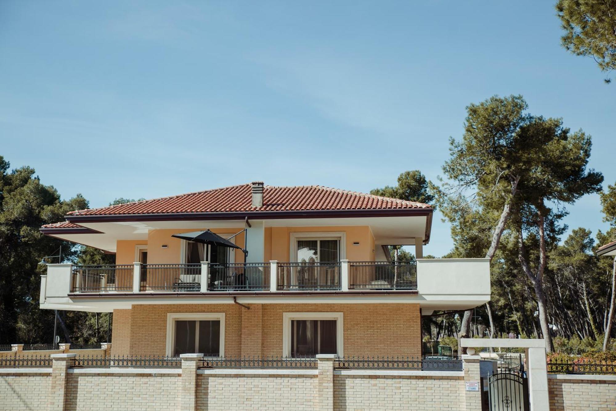Aurum Suites Pescara Bagian luar foto