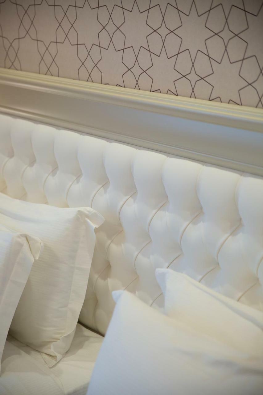 Aurum Suites Pescara Bagian luar foto