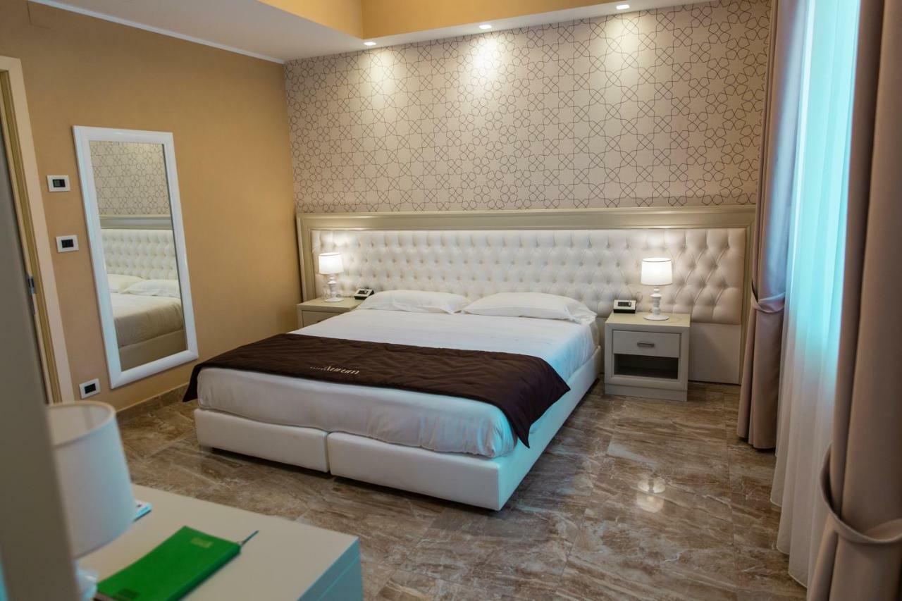 Aurum Suites Pescara Bagian luar foto